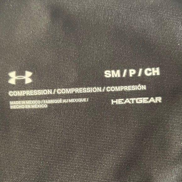 Under Armour HeatGear Hi-Rise Ankle Legging Black Sz S - Picture 6 of 9